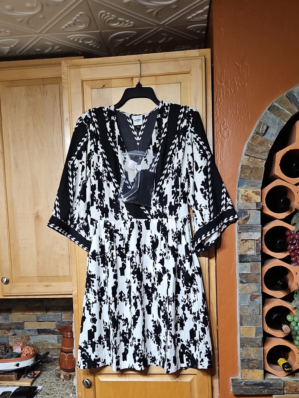 Cabi X-Factor Mini Dress Faux Wrap Kimono Sleeve Black White Floral Print NWT